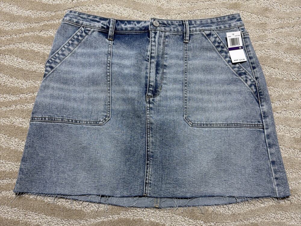Edited by Remi Bader Women's Utility Mini Skirt Size 16